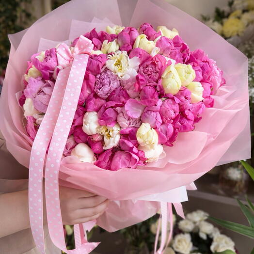 Pink and White Peony Bouquet – Elegant Women s Day Flowers