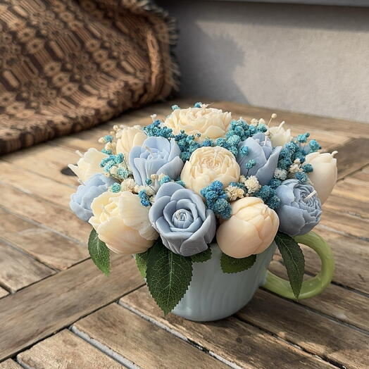 Blue Elegance 2-in-1 – Soy Candle in a Tulip Cup