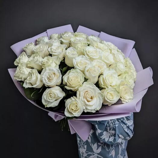 Bouquet "Date in Paris" of 45 white roses