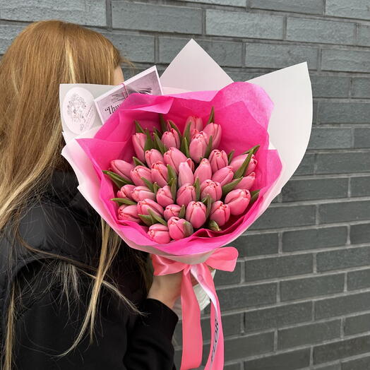 31 розовых тюльпана