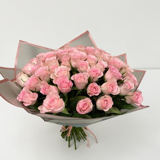 25 Pink roses