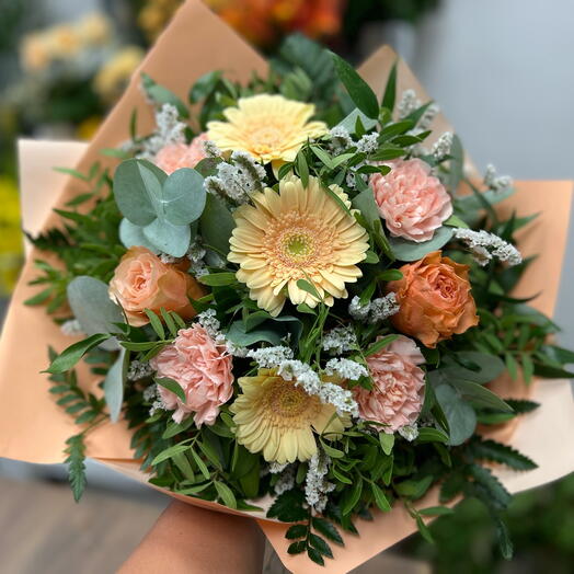 Peach mix boquet