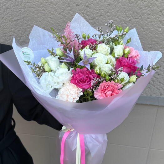 Delightful bouquet with peony rose