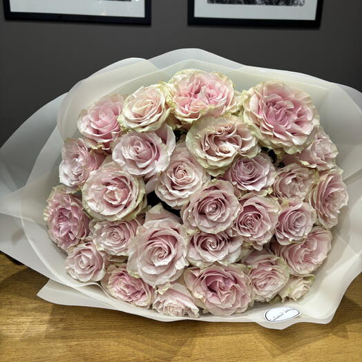 Bouquet of roses Pink mondial