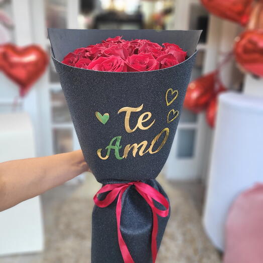 DELUXE LOVE