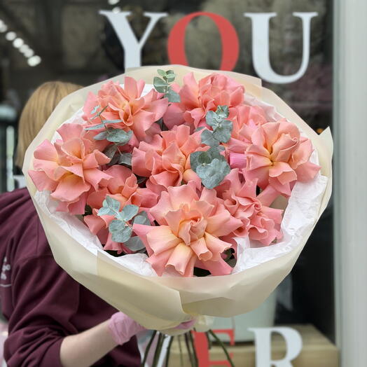 Velour Bloom Букет Малый размер ( французские розы Hermosa, эвкалипт)